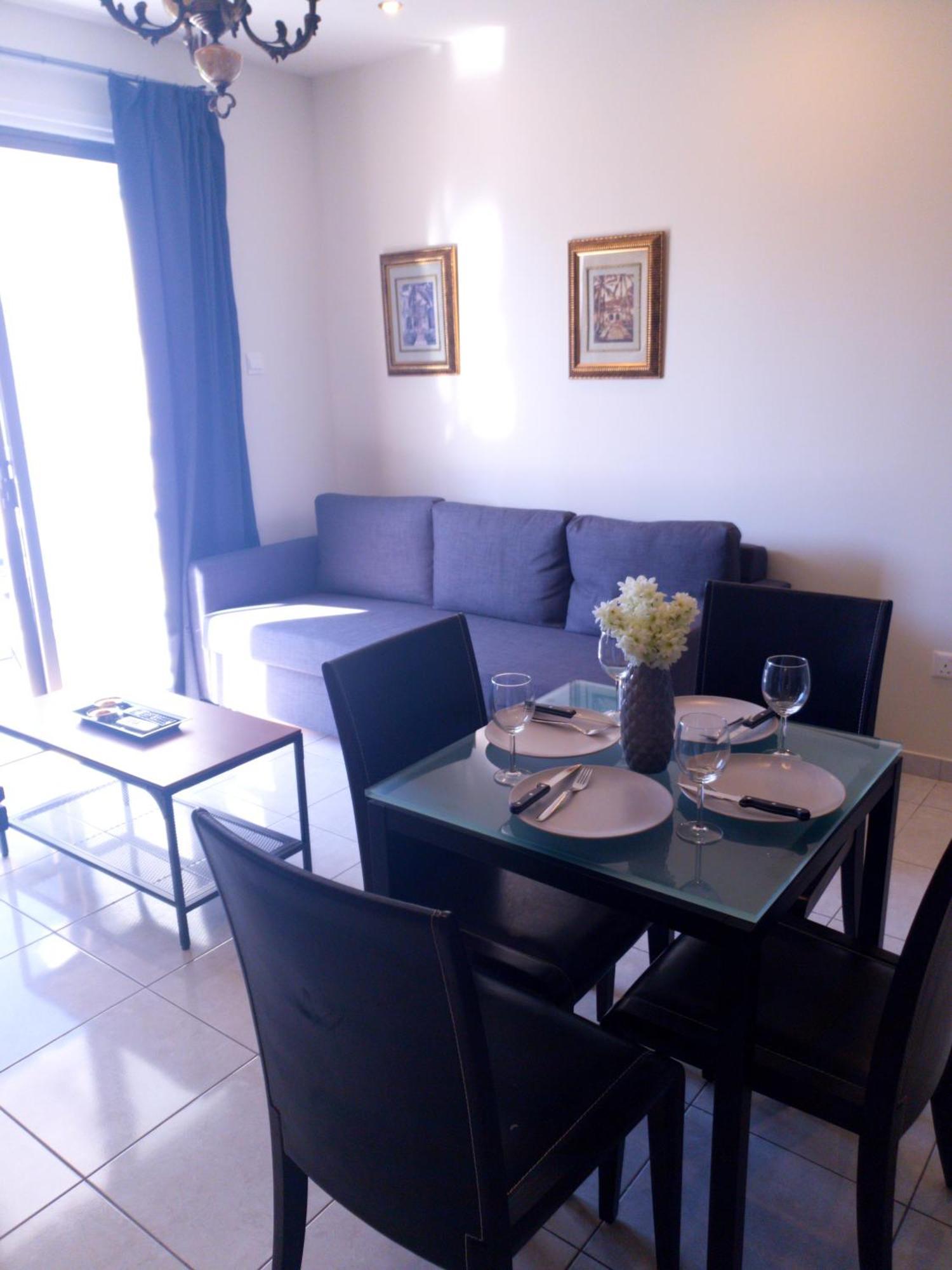 Seaside Rustic Flat In Harbour Tourist Area Pafos